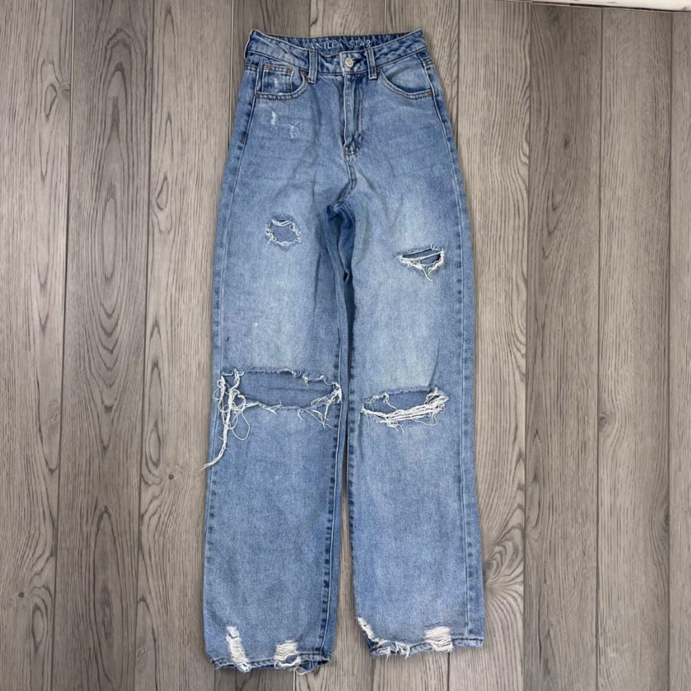 Vanilla Star Size 0 Distressed High Rise Denim Straight Leg Mom Vintage Jeans - Picture 6 of 9